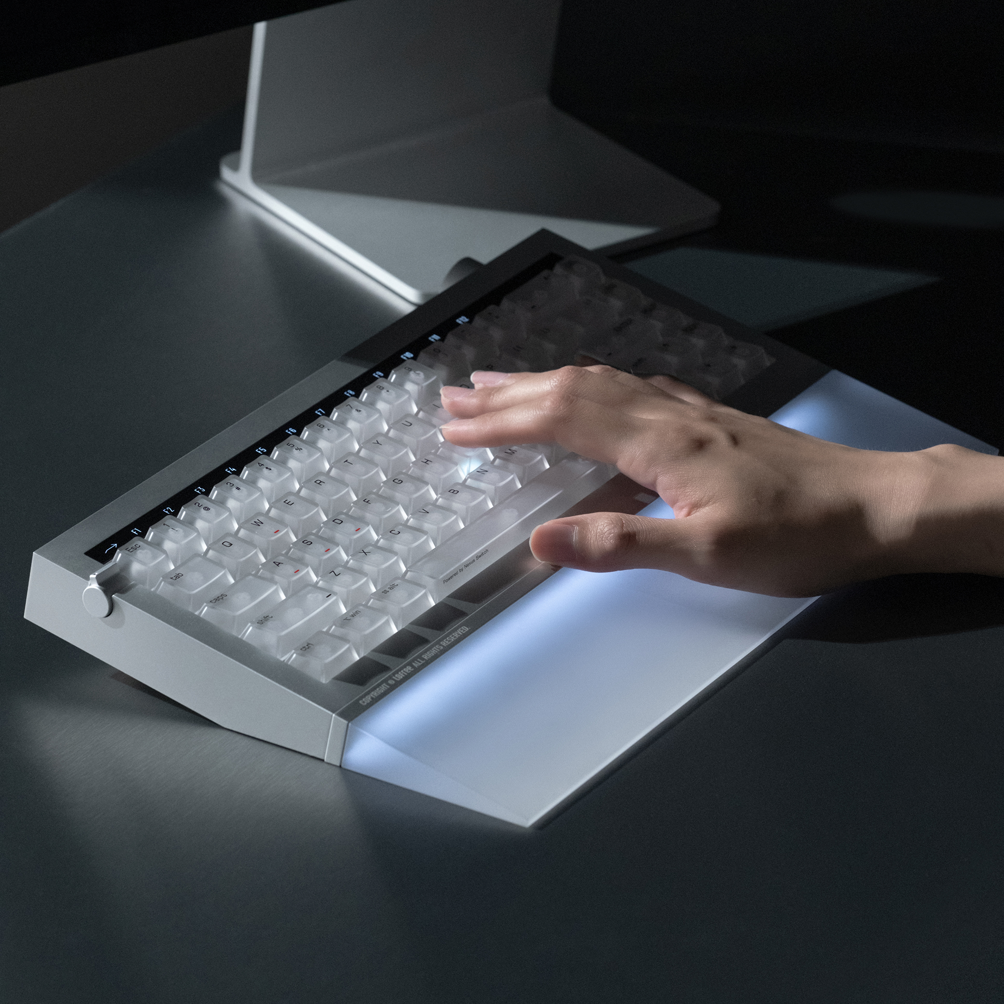 (Pre-Order) Lofree Hyzen67 Prism Transparent Keyboard Wrist Rest